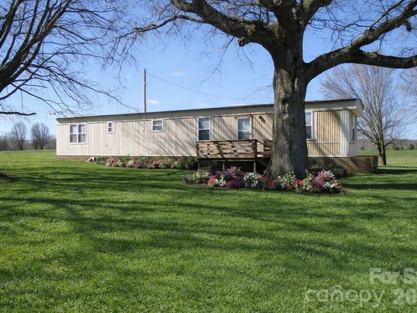 5750 New Hope Road, Denton, NC 27239