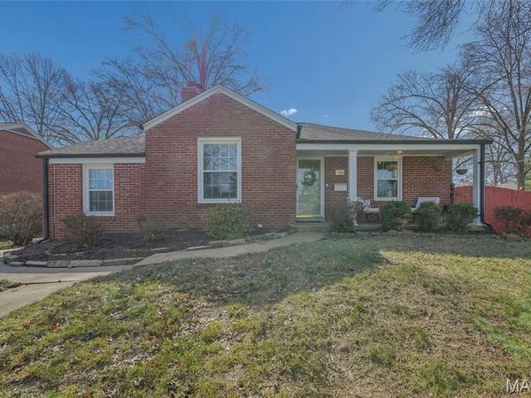 516 Kirkshire Drive, St Louis, MO 63122