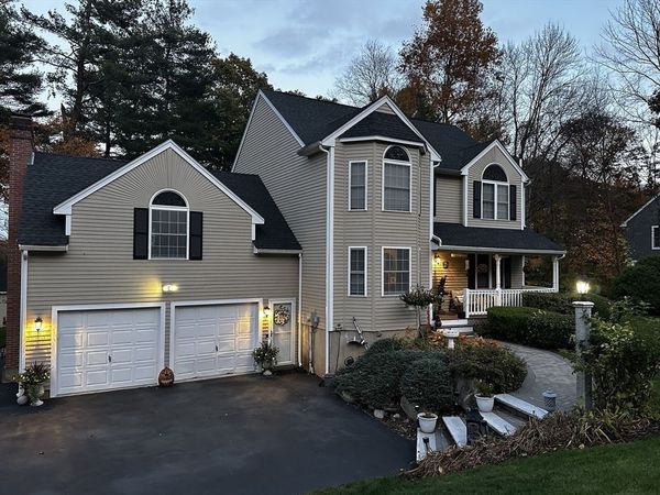 8 Wamsutta Ridge Dr., Charlton, MA 01507
