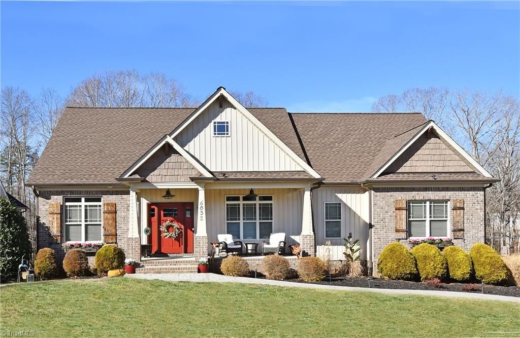 6832 Orchard Path Drive, Clemmons, NC 27012 Main Photo