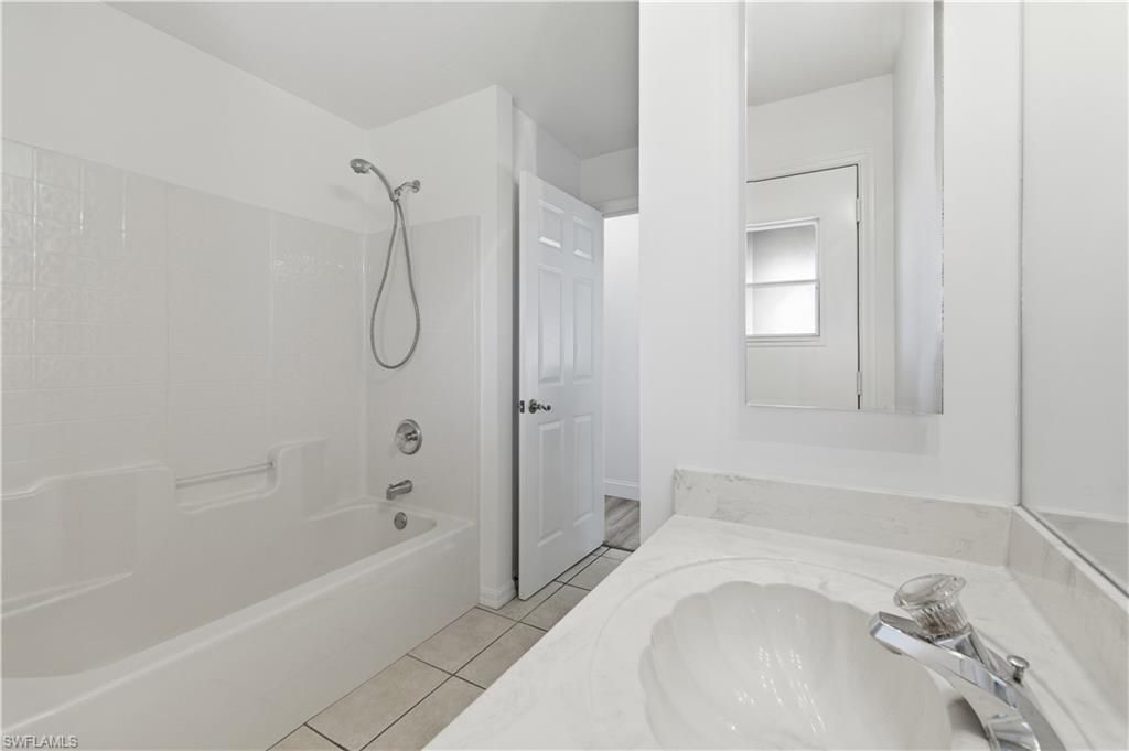 910 Gleason Pkwy, Cape Coral, FL 33914 Photo