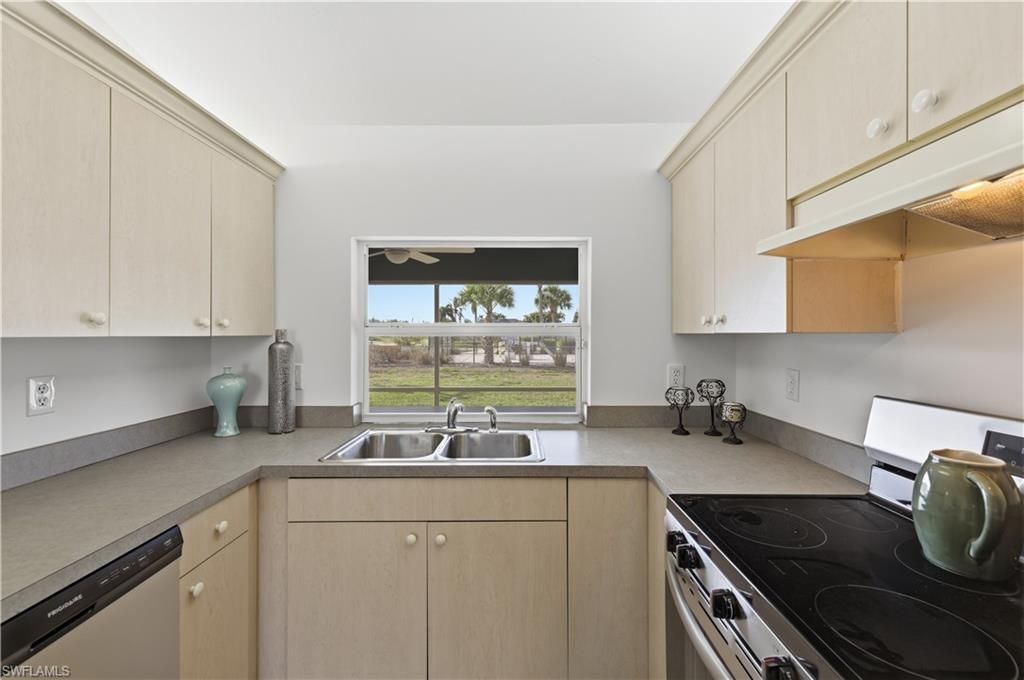 910 Gleason Pkwy, Cape Coral, FL 33914 Photo