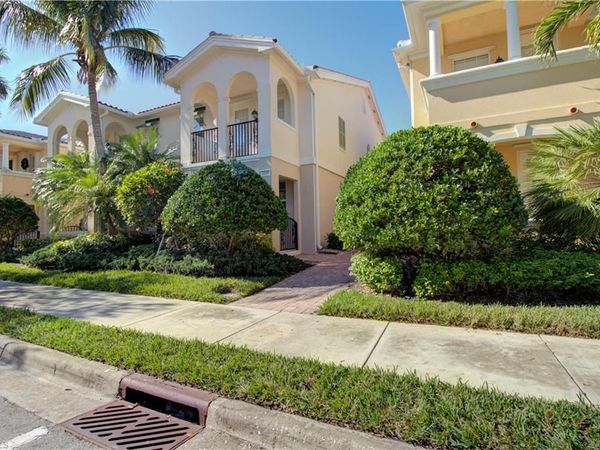 8109 Chianti LN , NAPLES, FL 34114