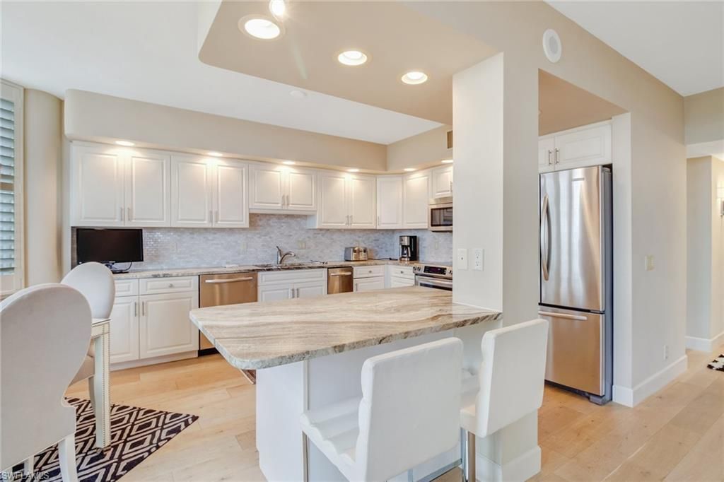 4041 Gulf Shore Blvd N, Unit PH-7, Naples, FL 34103 Photo