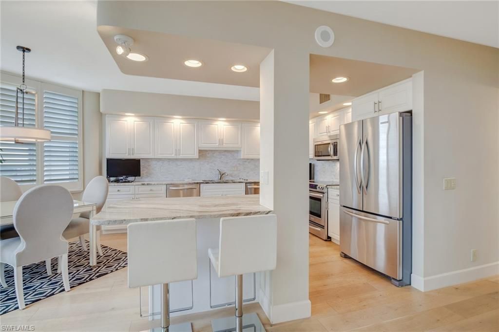 4041 Gulf Shore Blvd N, Unit PH-7, Naples, FL 34103 Photo