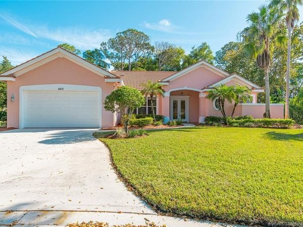 2401 SW Carriage Place, Palm City, FL 34990