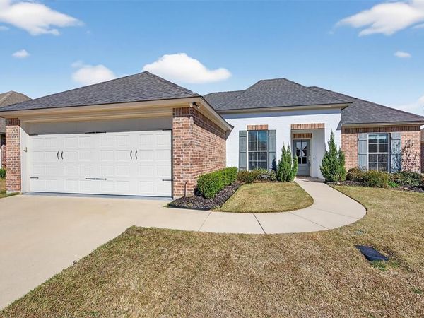 2134 Silverwood Drive, Shreveport, LA 71118