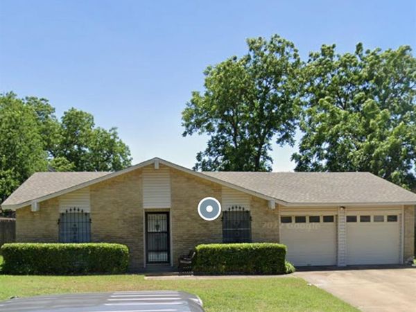 1812 Redwood Street, Arlington, TX 76014