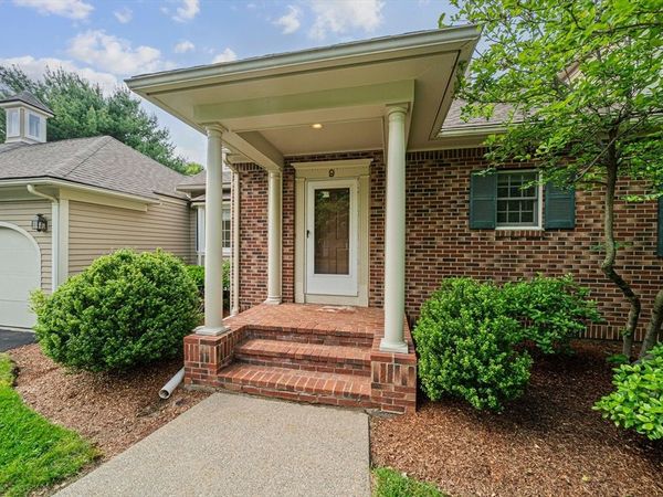 9 Powder Hill Way, Unit 9, Westborough, MA 01581