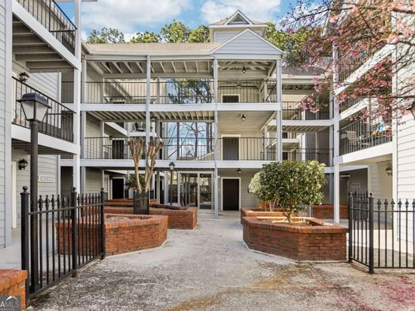 307 Granville Court, Unit 307, Atlanta, GA 30328
