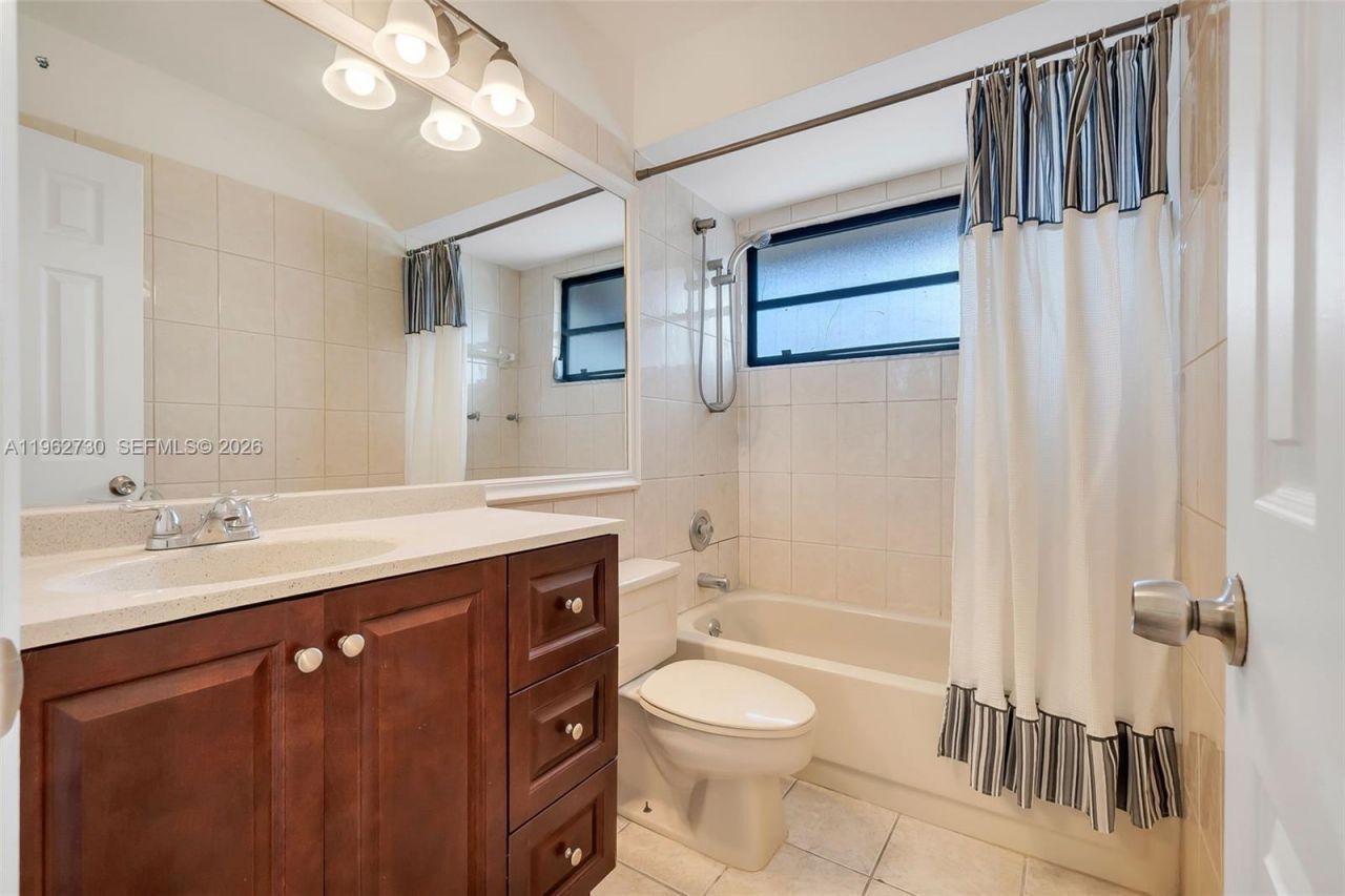 4011 SW 82nd Ter , Davie, FL 33328 Photo