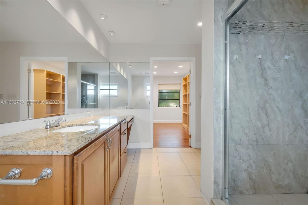 4011 SW 82nd Ter , Davie, FL 33328 Photo