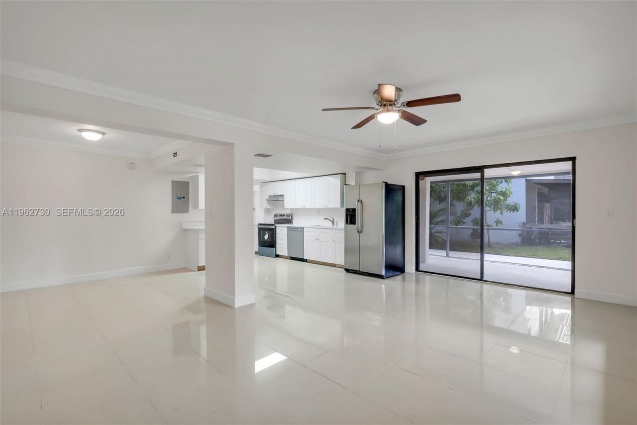 4011 SW 82nd Ter , Davie, FL 33328 Photo