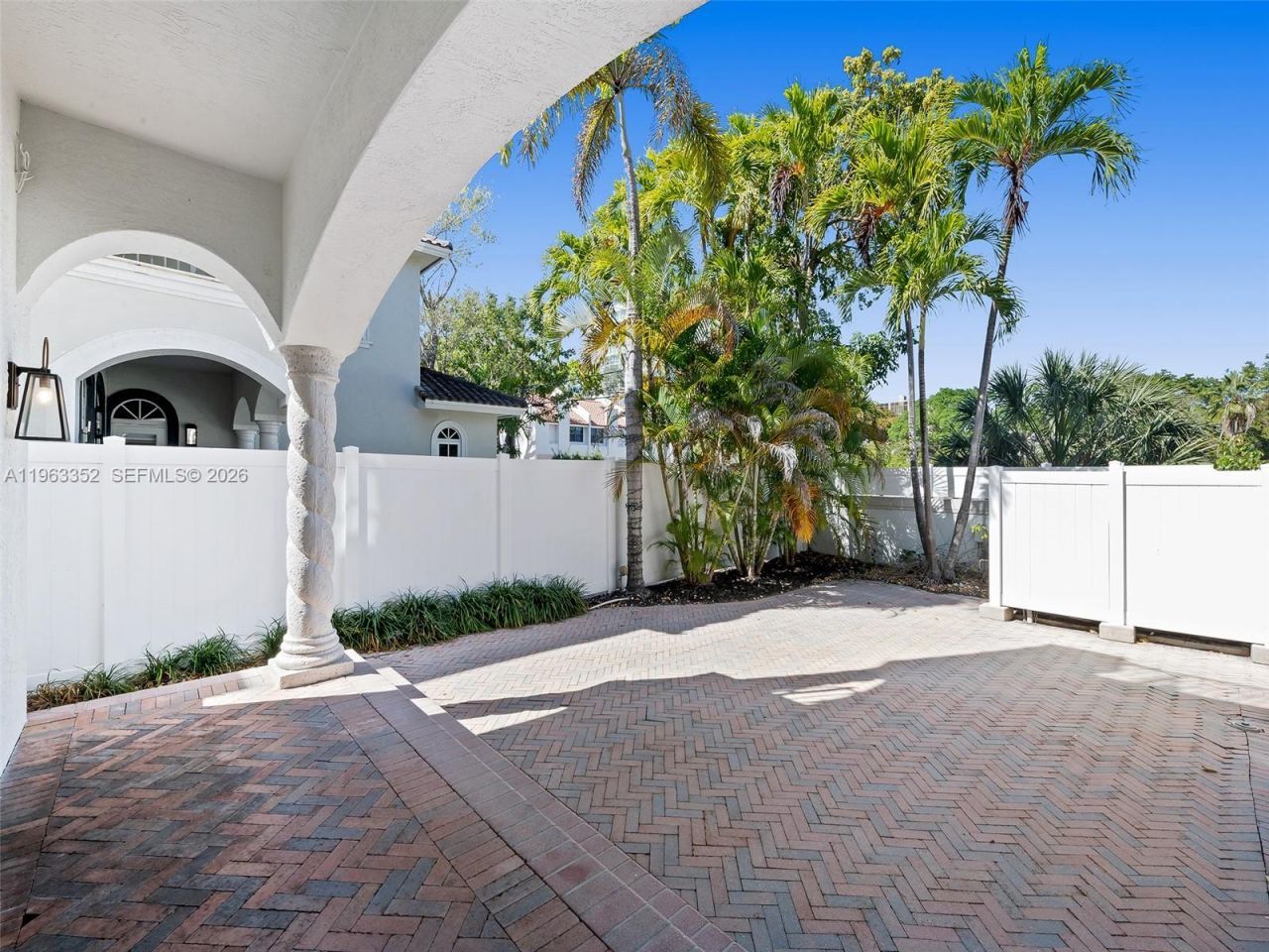 827 SE 2nd Ct, Fort Lauderdale, FL 33301 Photo