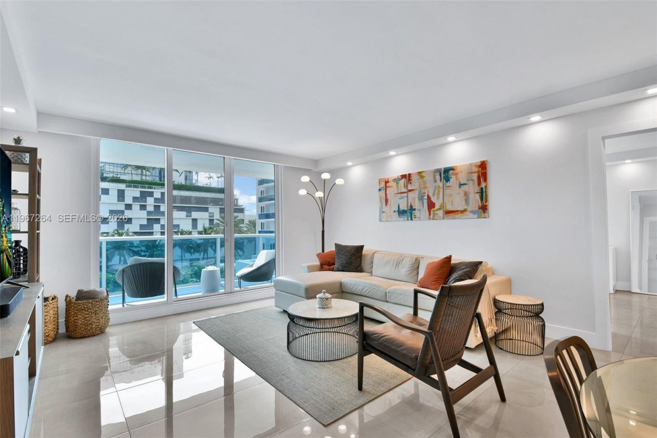 2301 Collins Ave , Unit 303, Miami Beach, FL 33139 Photo