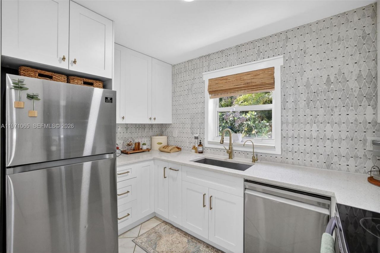 252 SW 23rd St , Fort Lauderdale, FL 33315 Photo