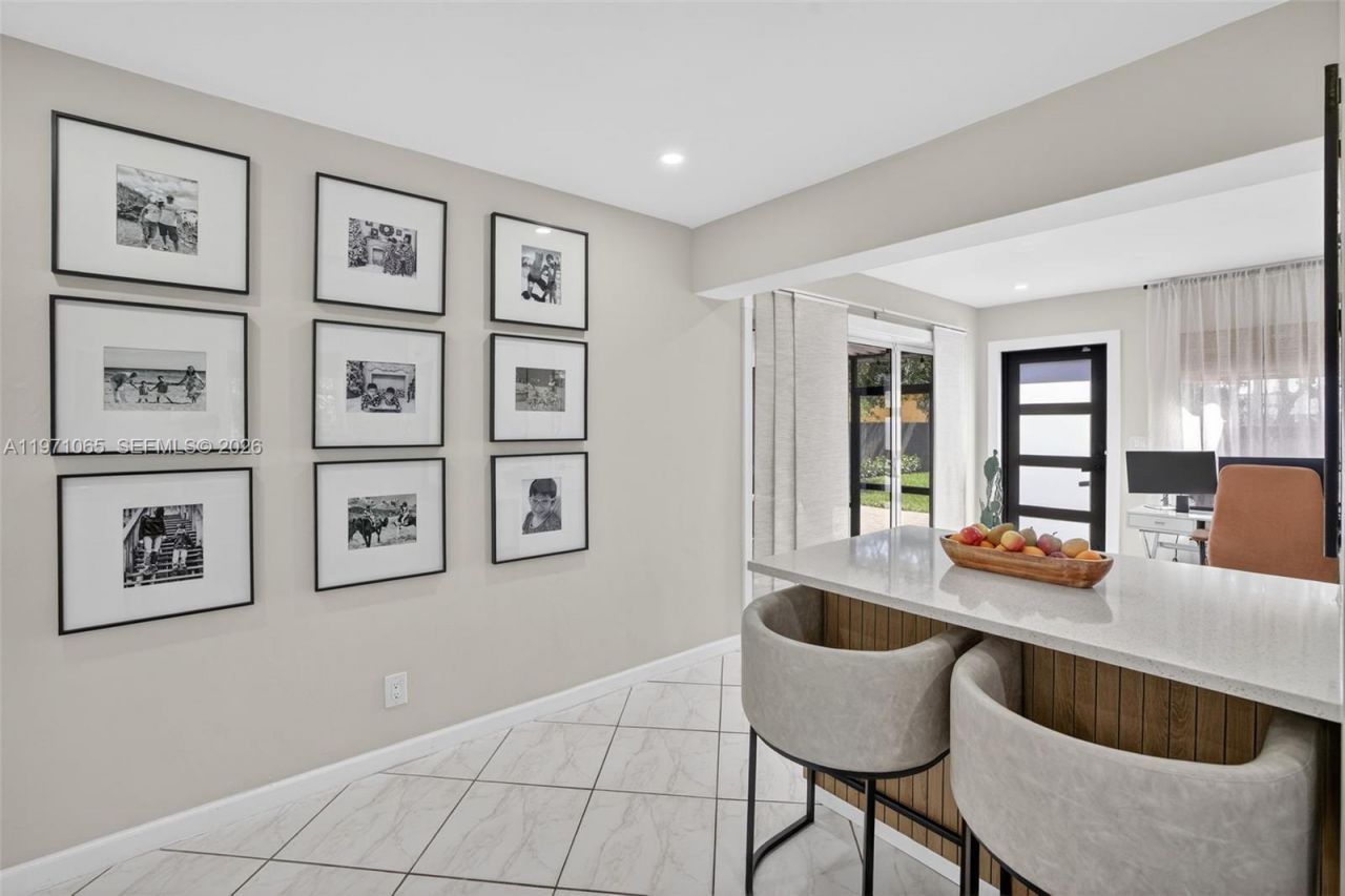 252 SW 23rd St , Fort Lauderdale, FL 33315 Photo