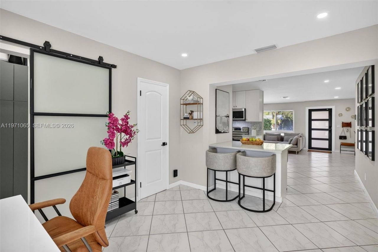 252 SW 23rd St , Fort Lauderdale, FL 33315 Photo