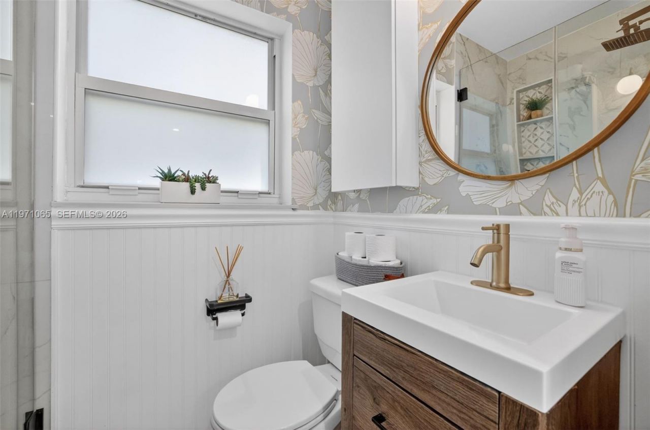 252 SW 23rd St , Fort Lauderdale, FL 33315 Photo