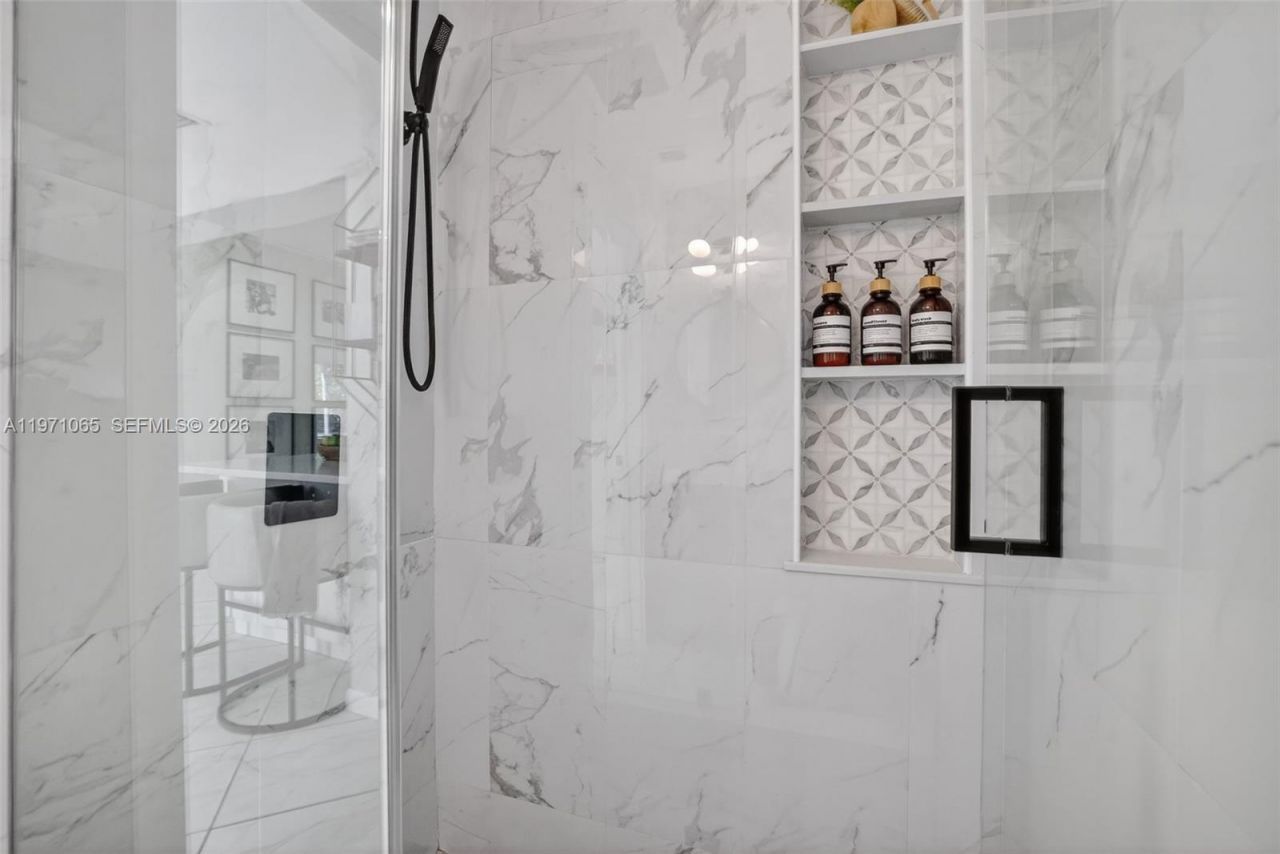 252 SW 23rd St , Fort Lauderdale, FL 33315 Photo