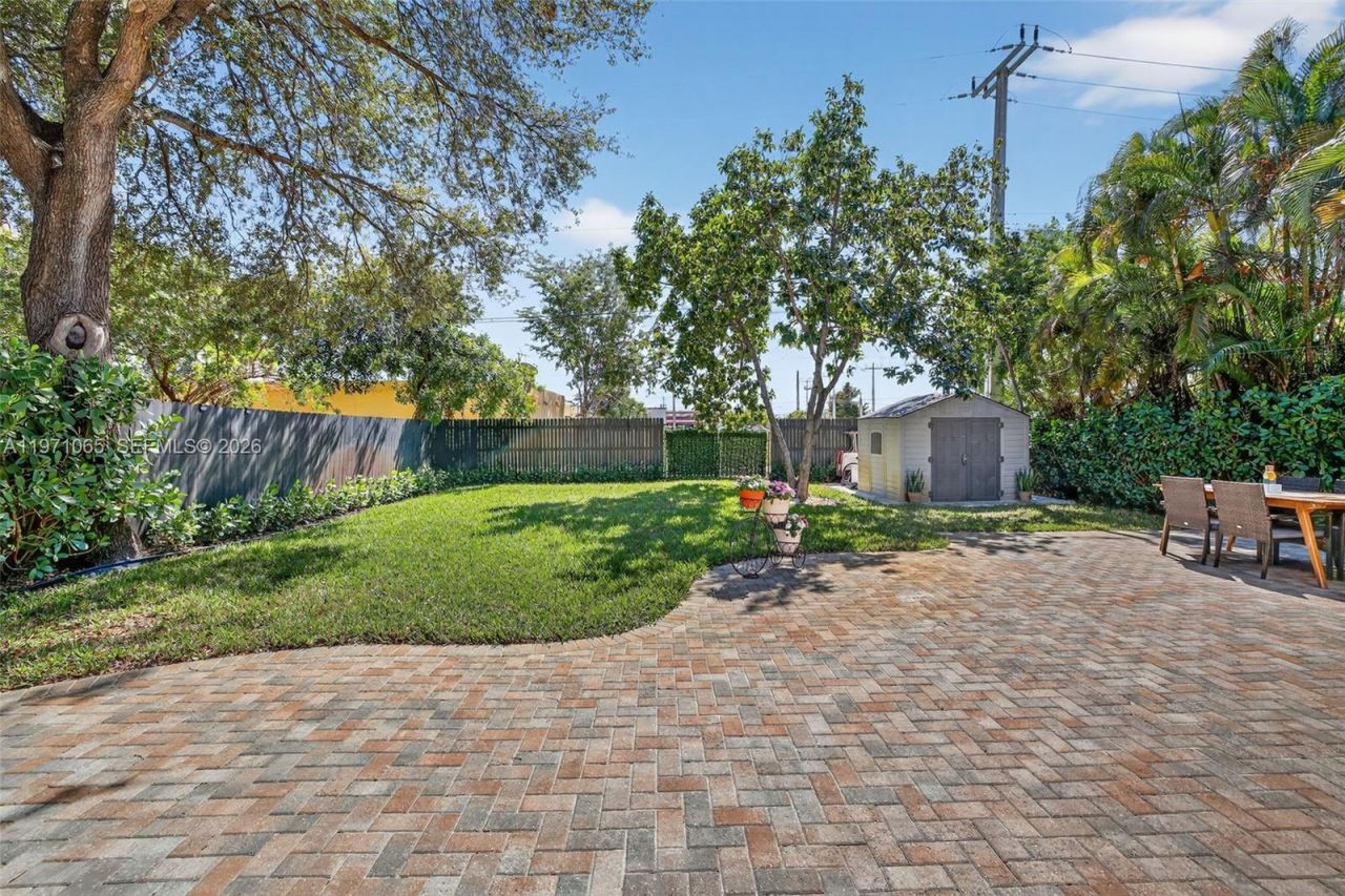 252 SW 23rd St , Fort Lauderdale, FL 33315 Photo