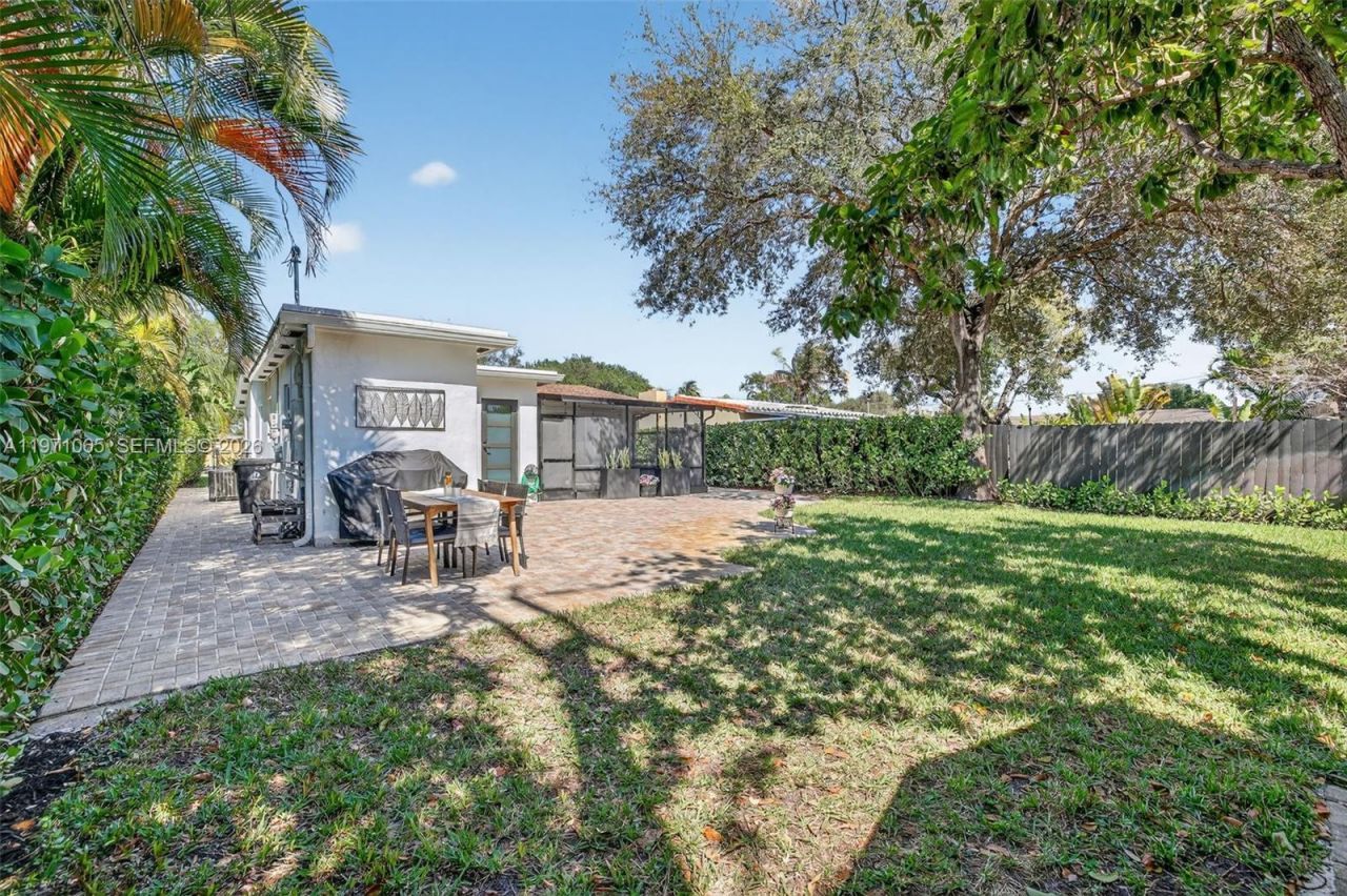 252 SW 23rd St , Fort Lauderdale, FL 33315 Photo