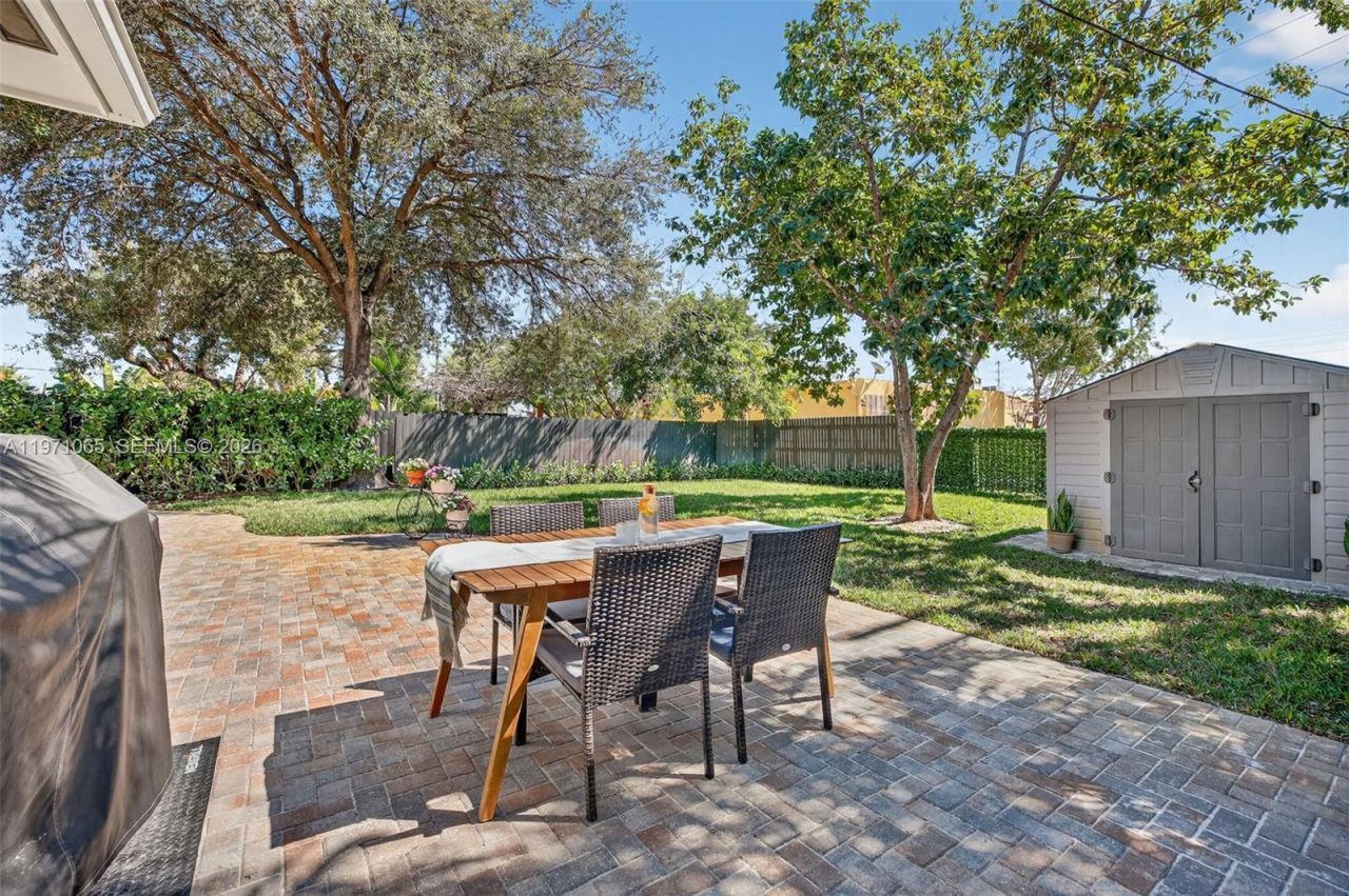 252 SW 23rd St , Fort Lauderdale, FL 33315 Photo