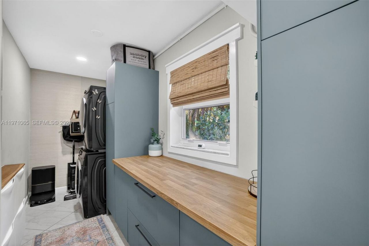 252 SW 23rd St , Fort Lauderdale, FL 33315 Photo