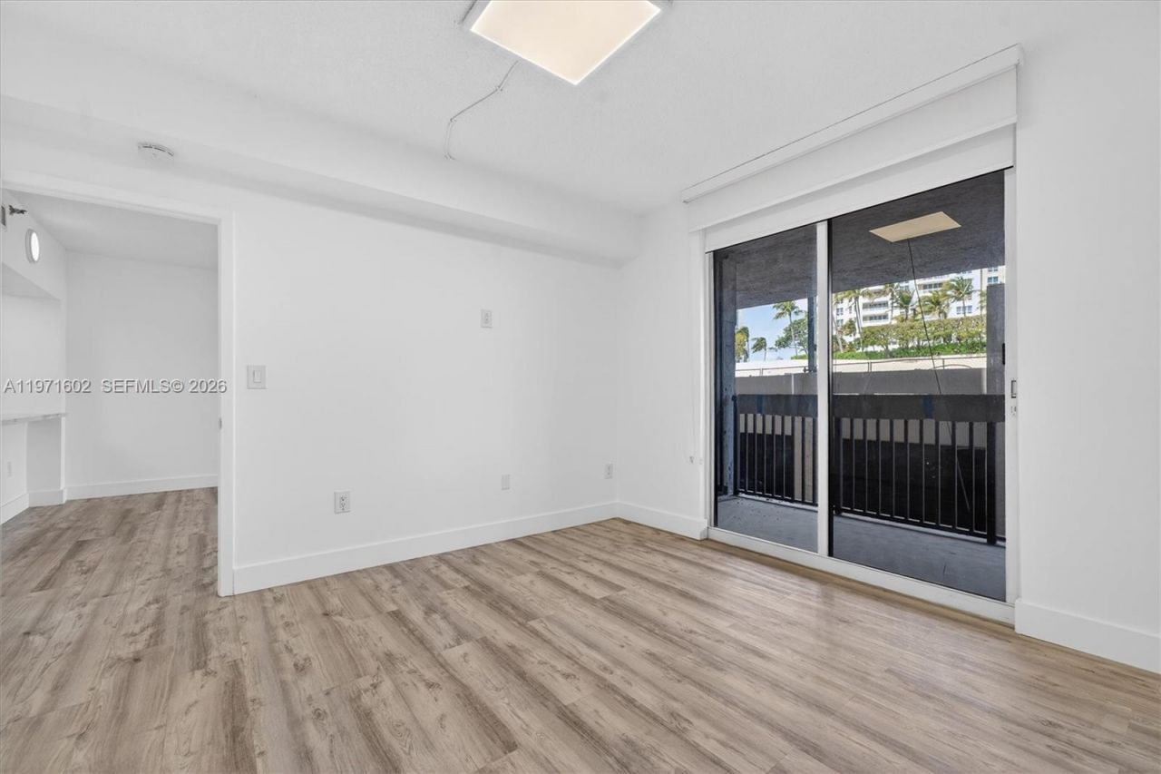 540 Brickell Key Dr , Unit 414, Miami, FL 33131 Photo