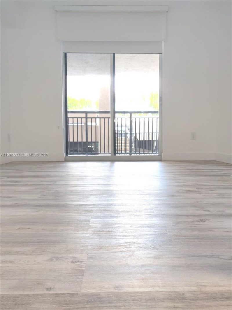 540 Brickell Key Dr , Unit 414, Miami, FL 33131 Photo