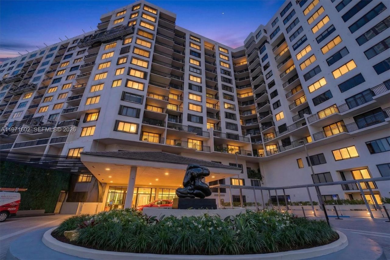 540 Brickell Key Dr , Unit 414, Miami, FL 33131 Photo