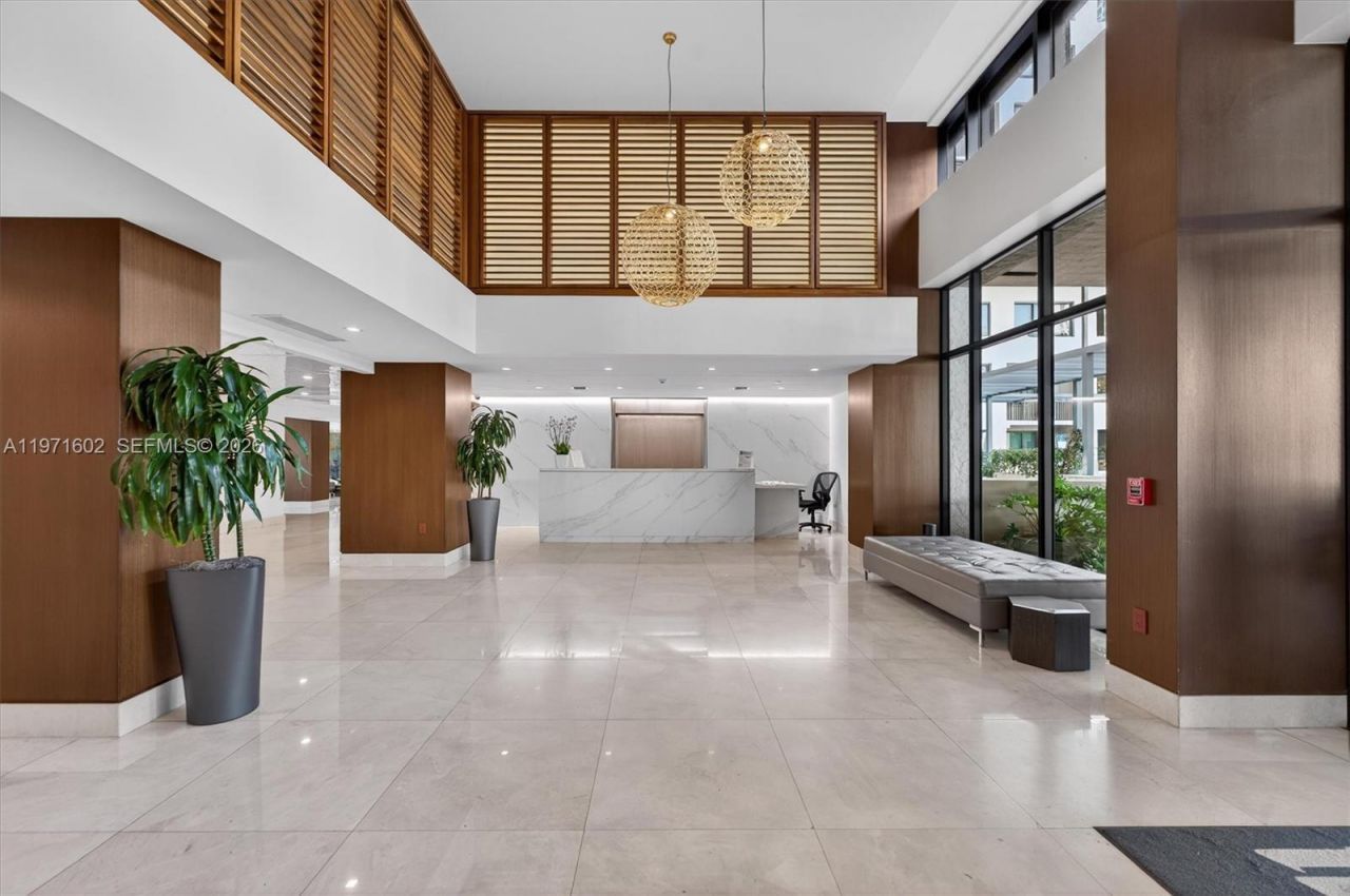 540 Brickell Key Dr , Unit 414, Miami, FL 33131 Photo