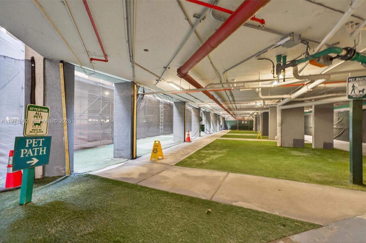 540 Brickell Key Dr , Unit 414, Miami, FL 33131 Photo