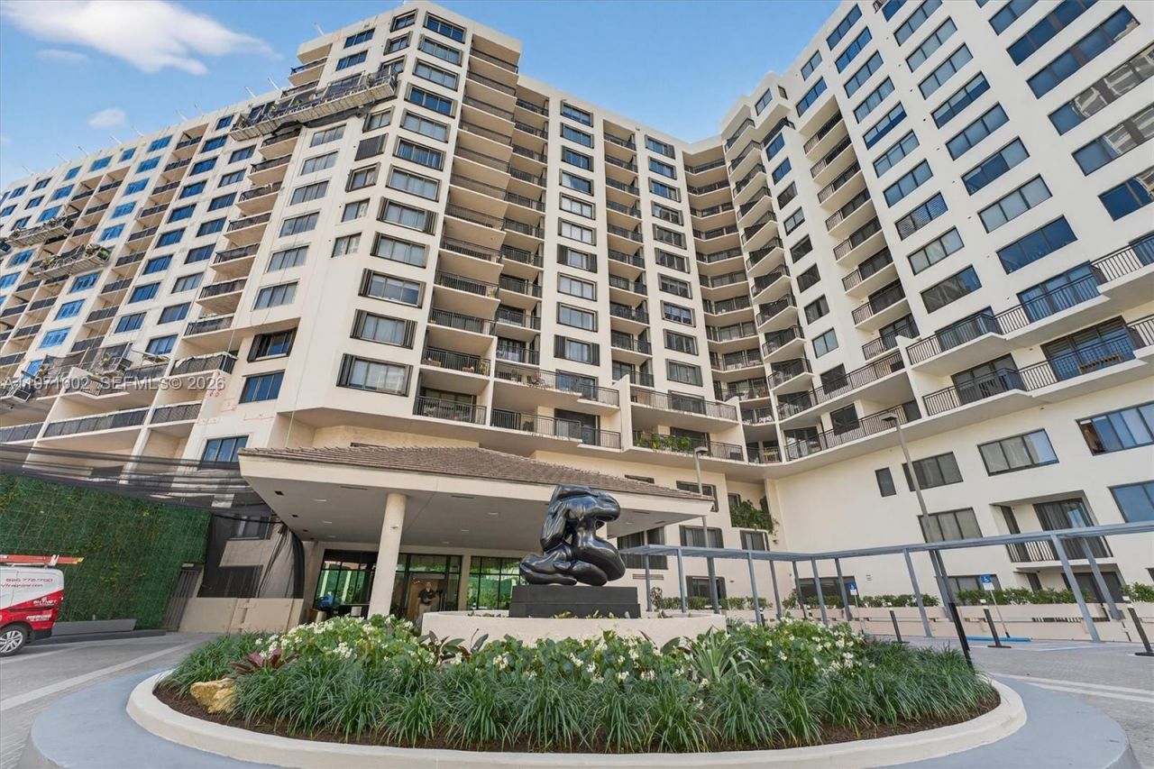 540 Brickell Key Dr , Unit 414, Miami, FL 33131 Photo