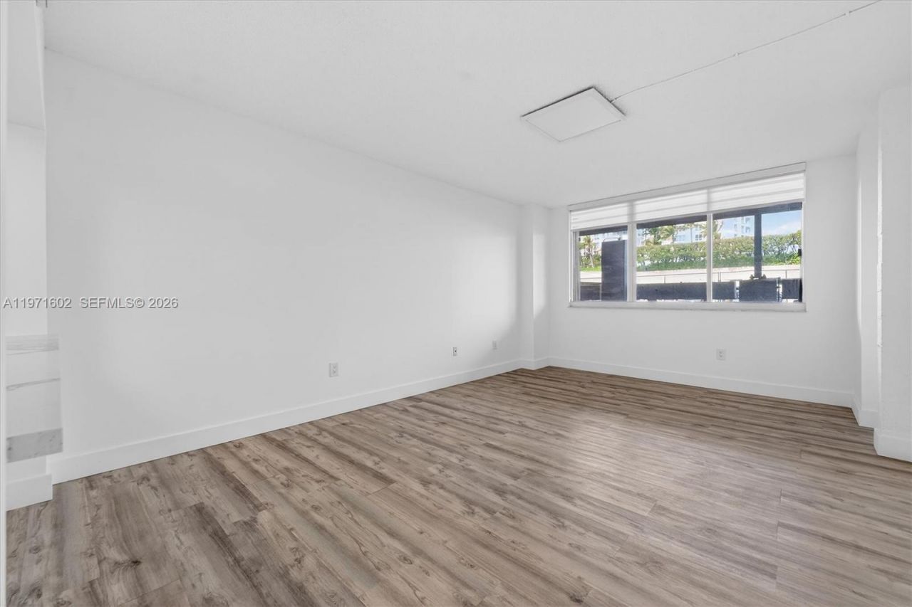 540 Brickell Key Dr , Unit 414, Miami, FL 33131 Photo