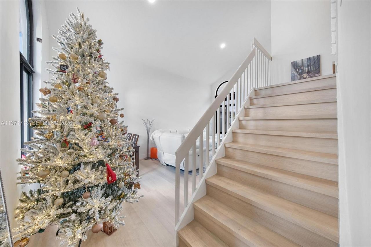 1140 SW 85th Ct, Miami, FL 33144 Photo