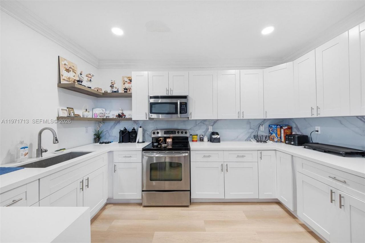 1140 SW 85th Ct, Miami, FL 33144 Photo