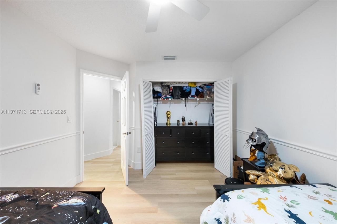 1140 SW 85th Ct, Miami, FL 33144 Photo