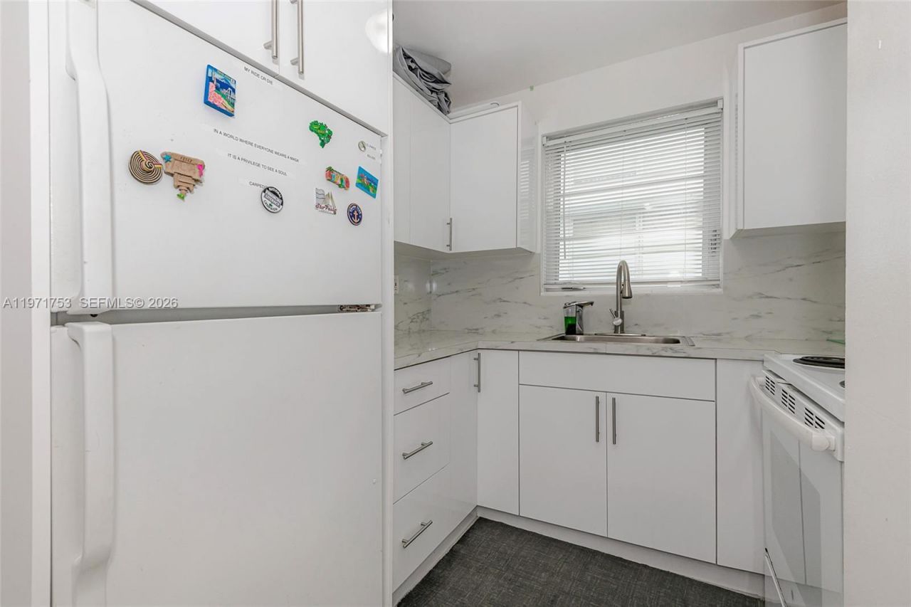 1732 Meridian Ave , Unit 203, Miami Beach, FL 33139 Photo