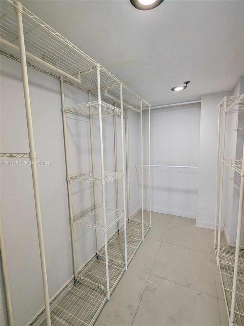 555 NE 15th St , Unit 20B, Miami, FL 33132 Photo