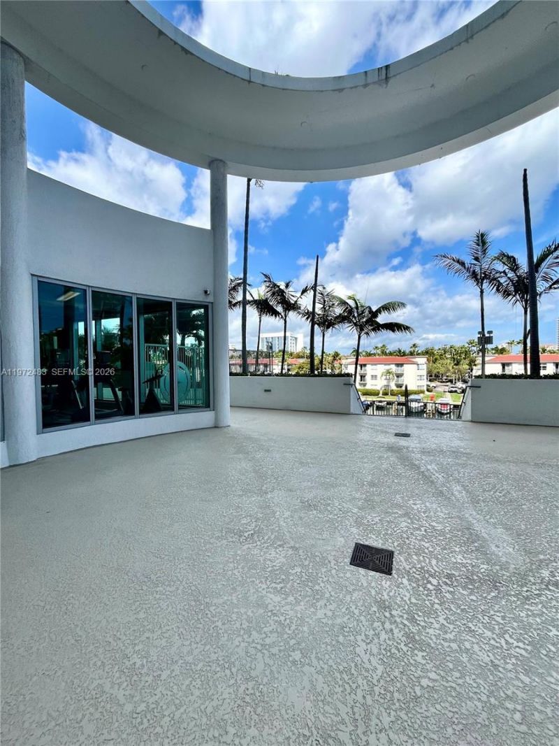 3029 NE 188th St, Unit 411, Aventura, FL 33180 Photo