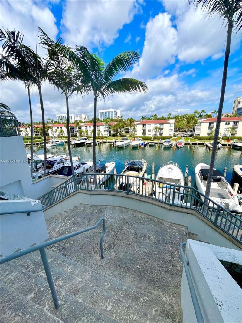 3029 NE 188th St, Unit 411, Aventura, FL 33180 Photo