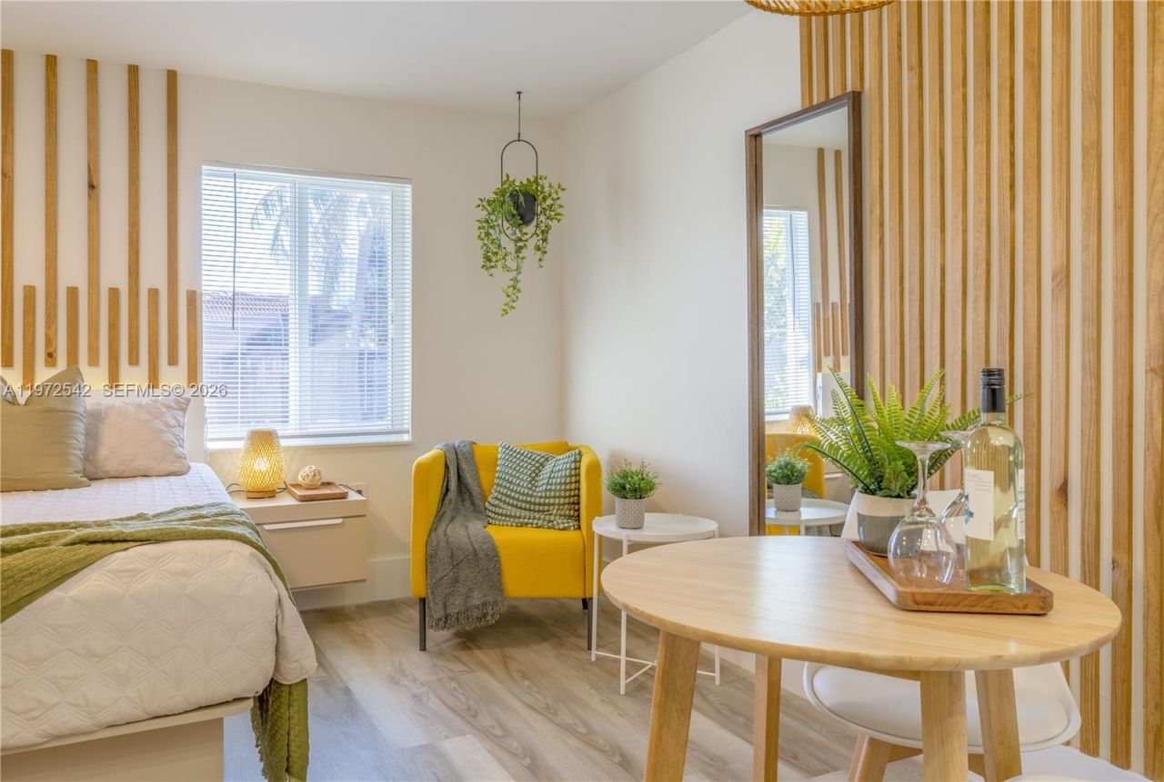 1836 NW 16th Ter , Miami, FL 33125 Photo