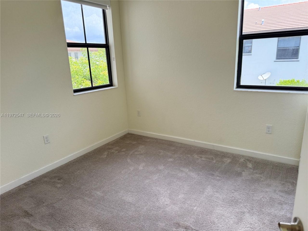 10623 W 33rd Ct , Unit 10623, Hialeah, FL 33018 Photo