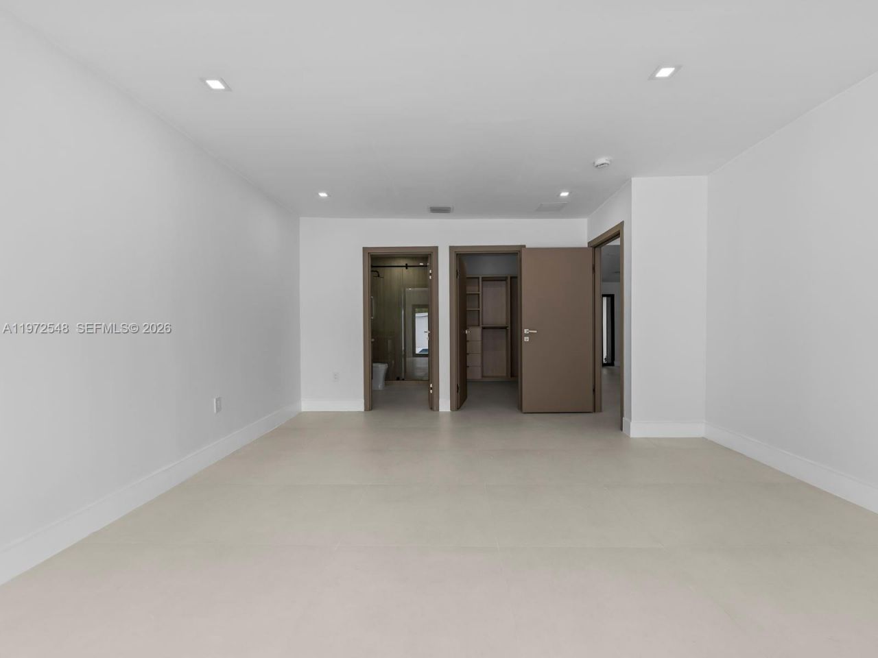 1221 Biarritz Dr , Miami Beach, FL 33141 Photo