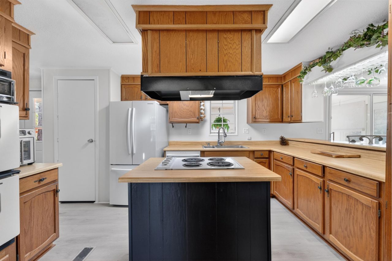 3335 Charleston Trail  Photo 11