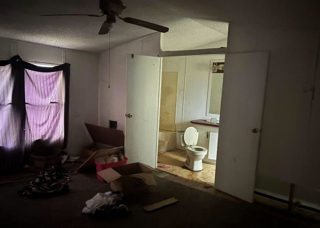 26 Washington St.  Photo 4