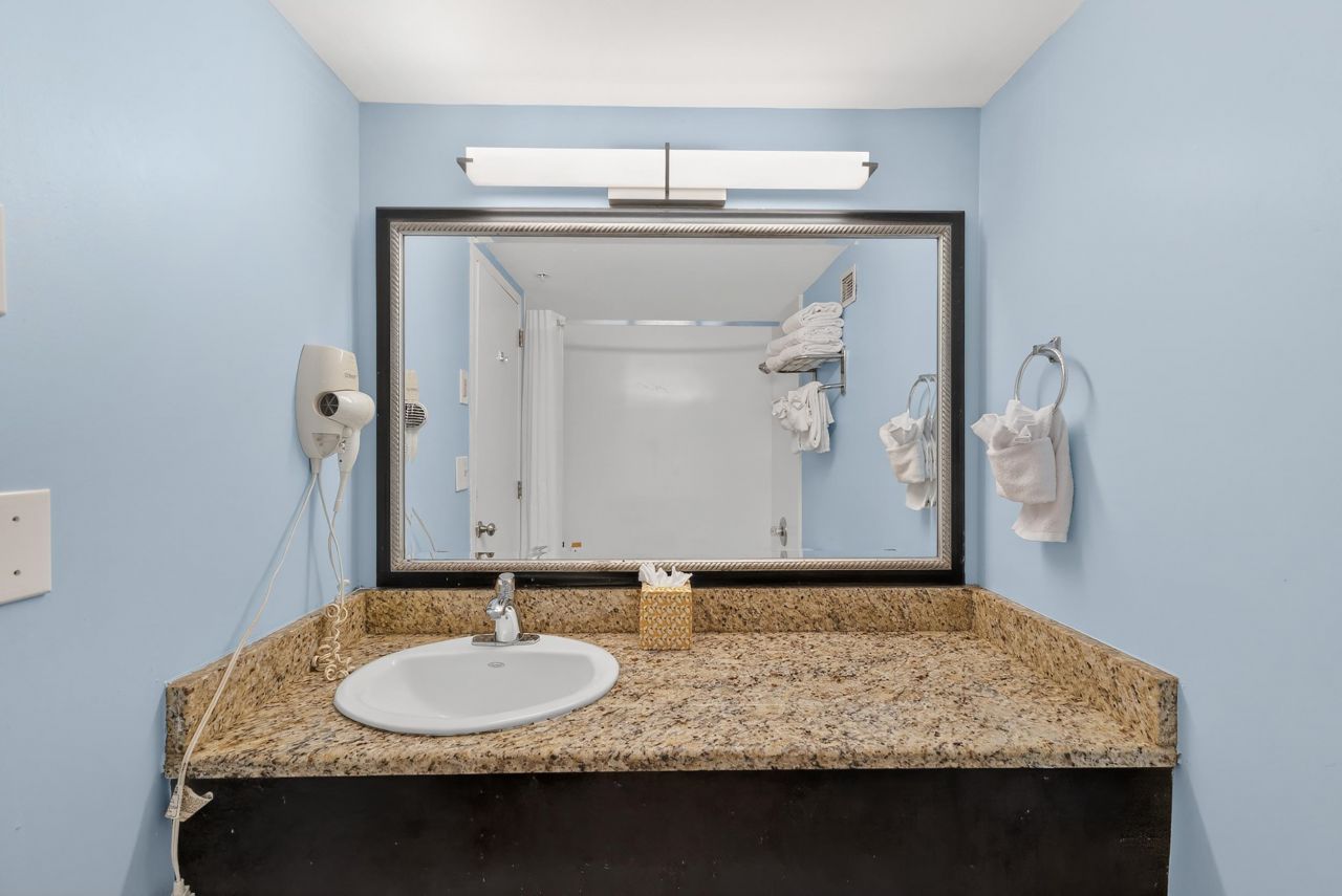 1501 S Ocean Blvd.  Photo 8