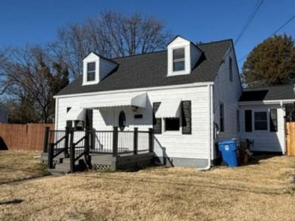 6810 PICKETT DRIVE, SUITLAND, MD 20746