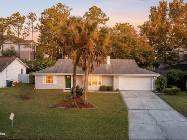 14359 CEDAR ISLAND Road N, Jacksonville, FL 32250